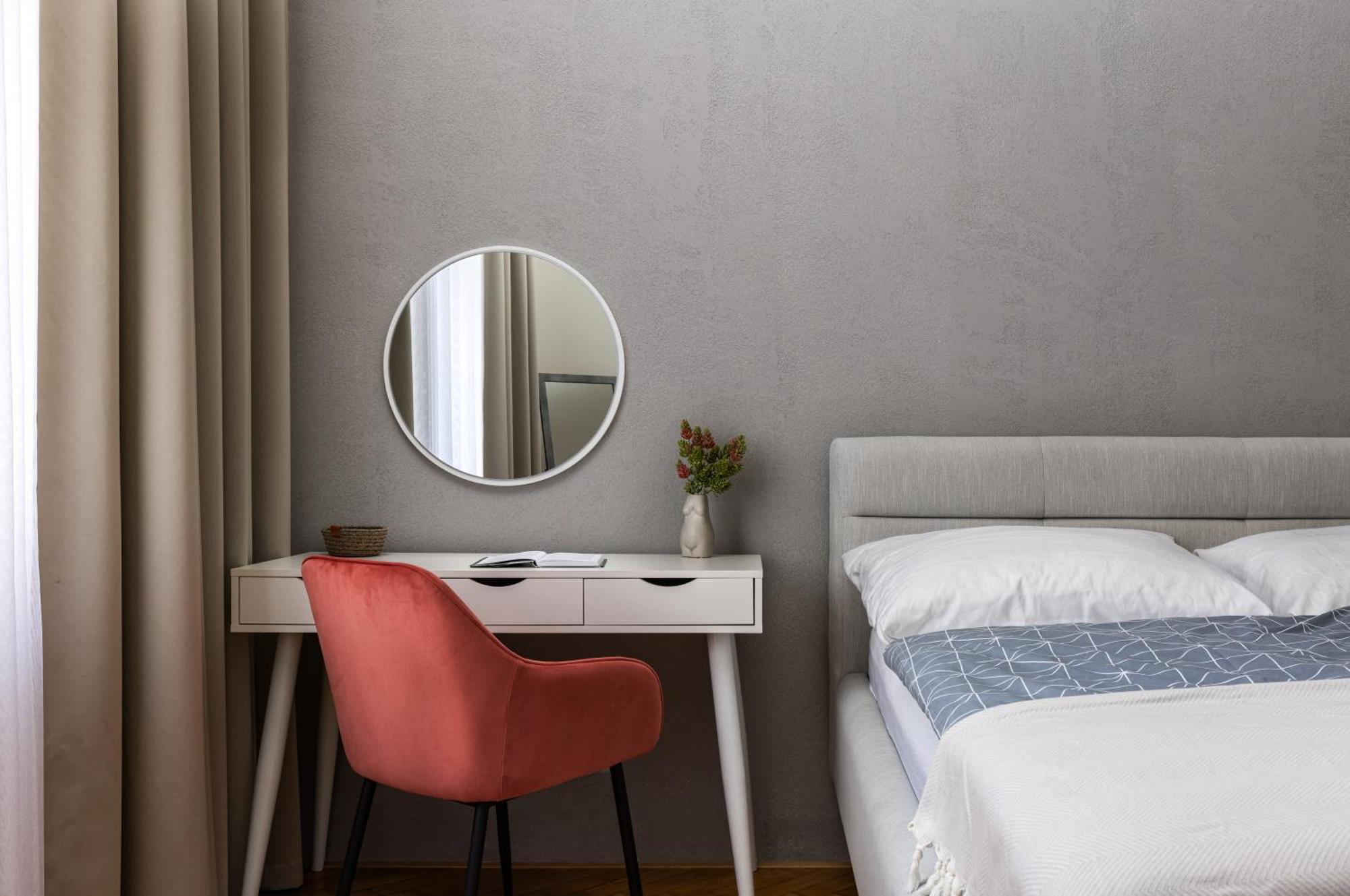 Stay2Gether City Buzz Apt - O2 Arena - Sleeps 6 Prague Extérieur photo