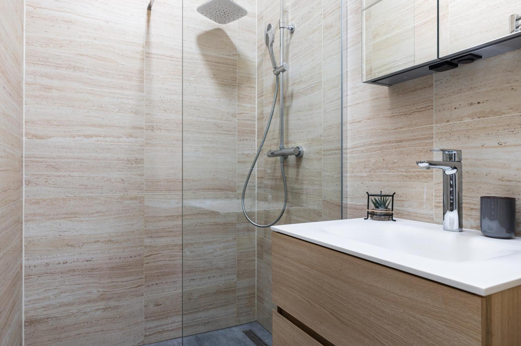 Stay2Gether City Buzz Apt - O2 Arena - Sleeps 6 Prague Extérieur photo